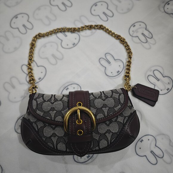 Coach Chain Shoulder Bag - Picture 2 of 11